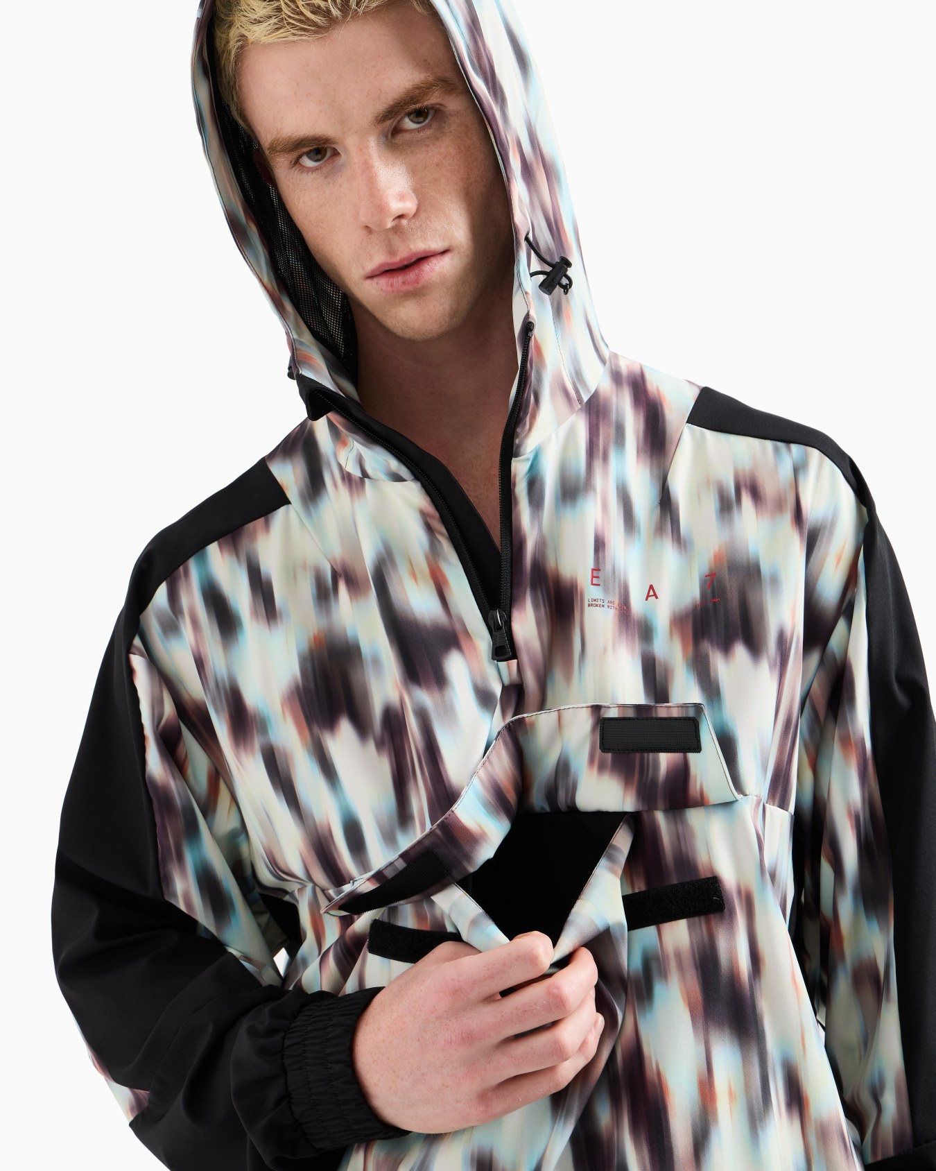 Graphic Series stretch technical fabric hooded jacket Slide 4