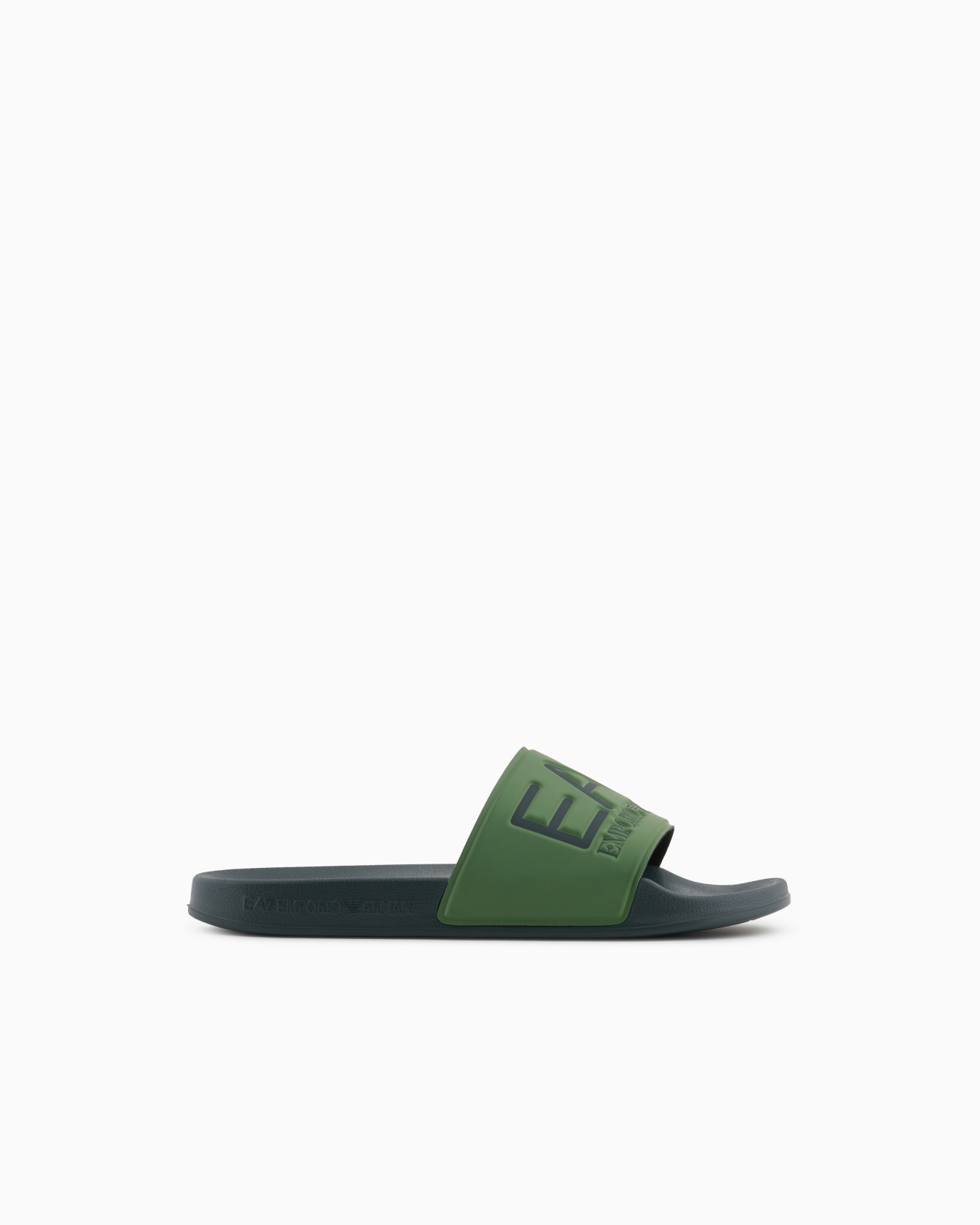 Slides with oversized logo Slide 0