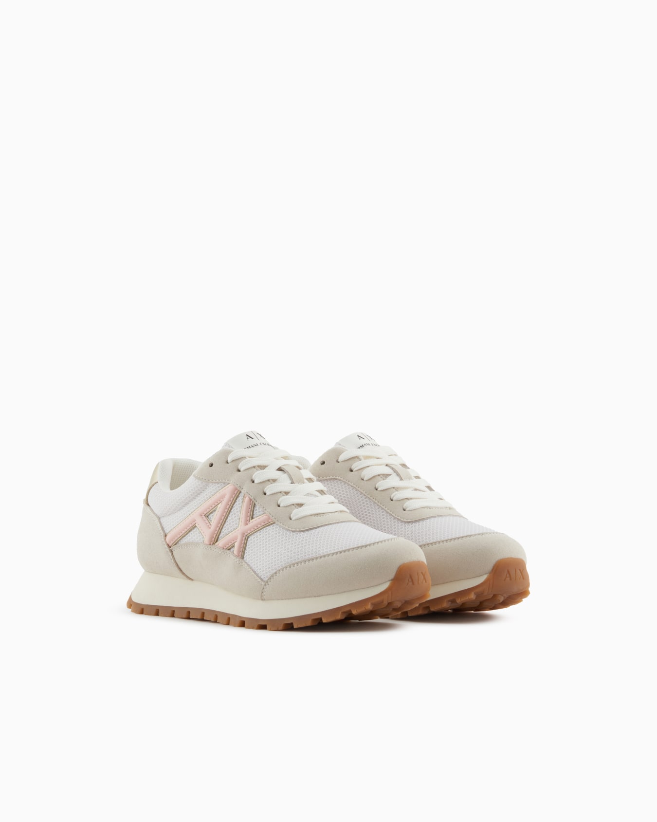Sneakers with contrasting logo Slide 1