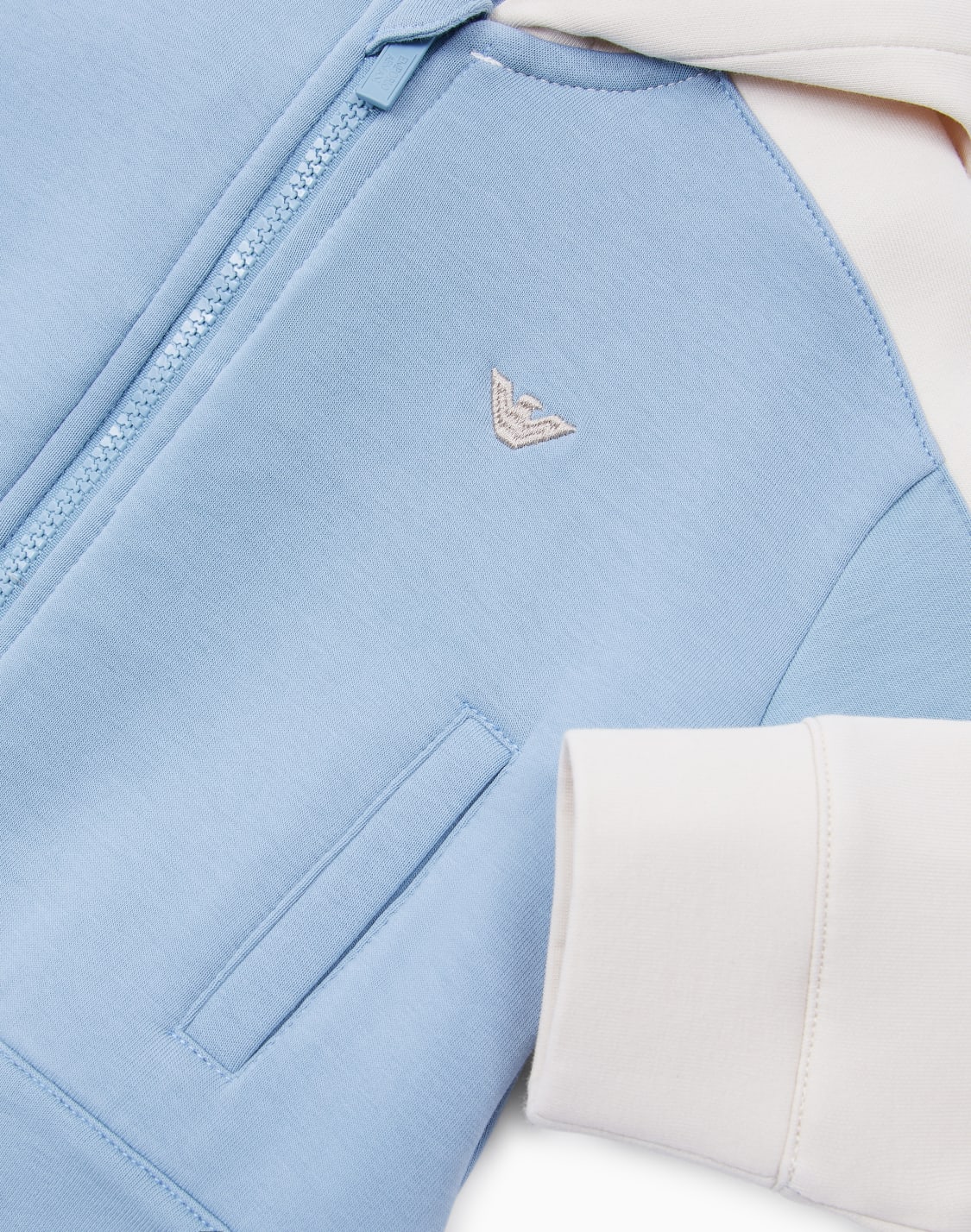 asv-two-tone-hooded-sweatshirt-in-double-jersey-light-blue--emporio-armani