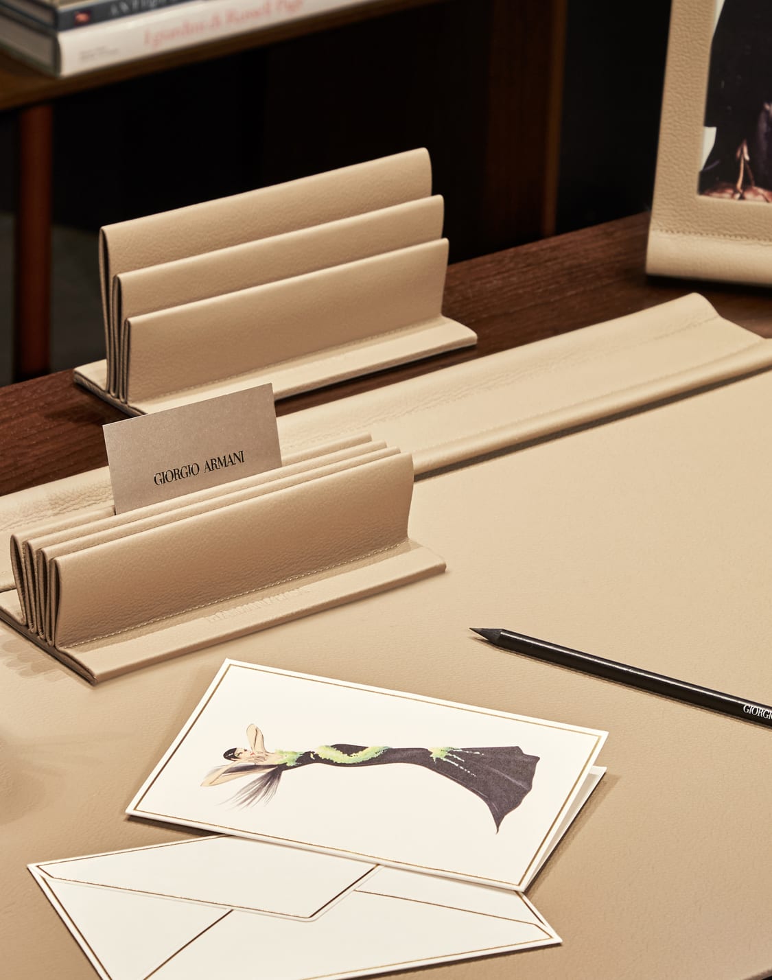 ensemble-de-bureau-orwell-beige--armani-casa