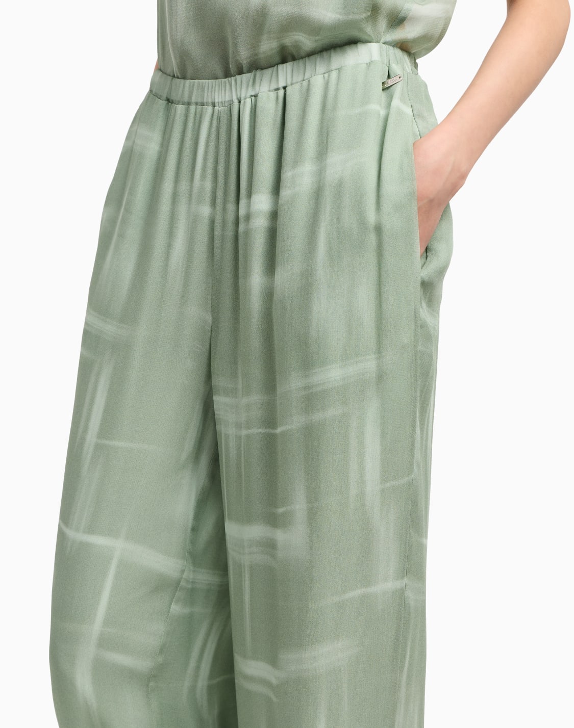 oversized-trousers-in-abstract-patterned-fabric-green--armani-exchange