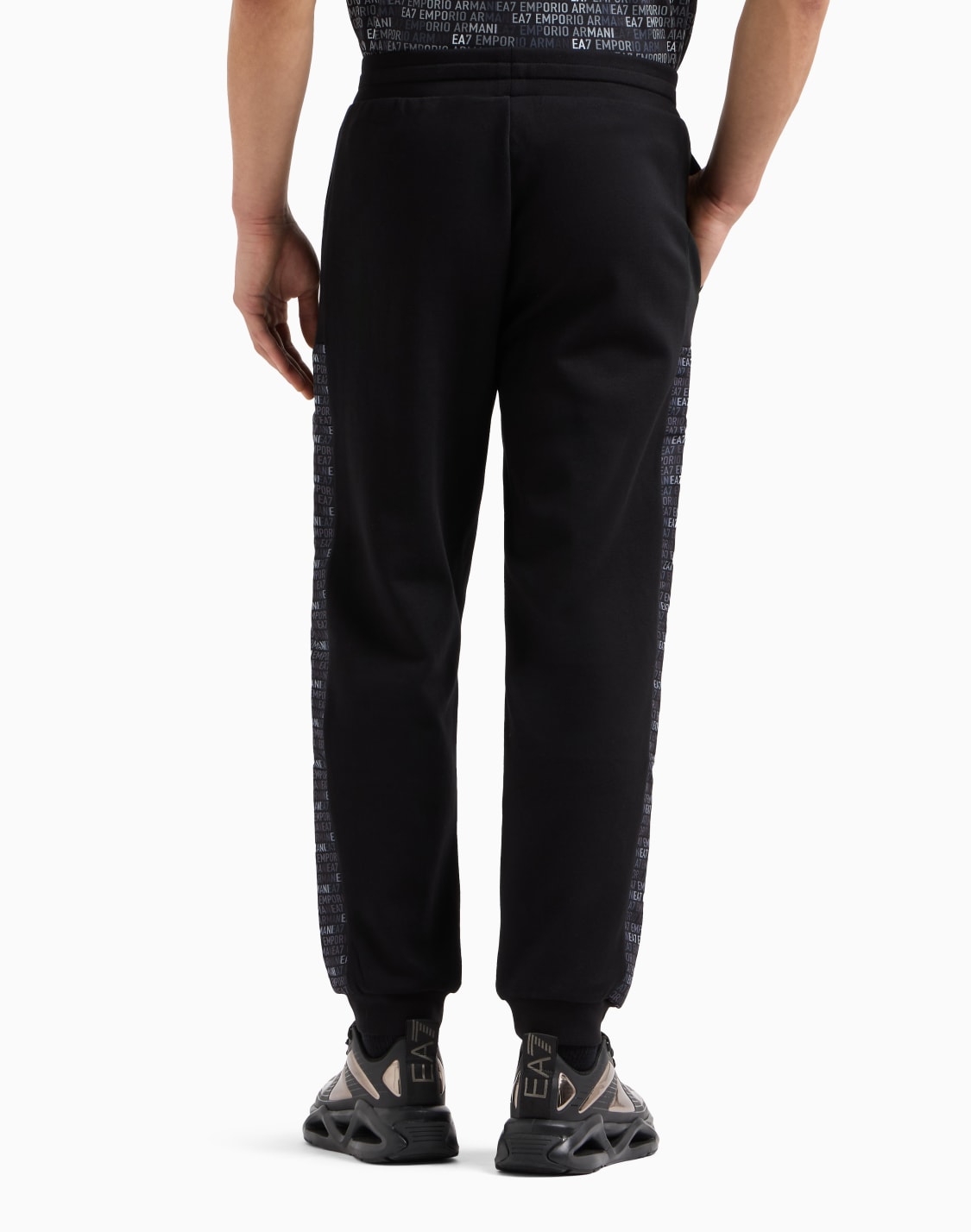 cotton-blend-logo-series-joggers-black--ea7