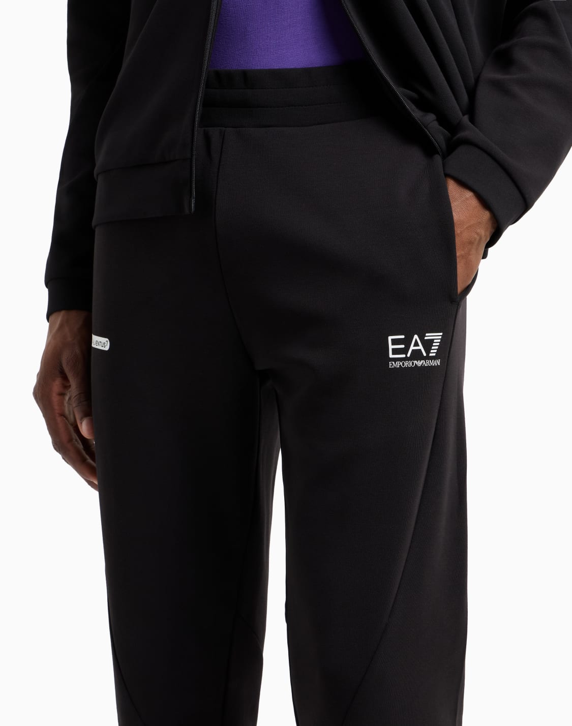 dynamic-athlete-tracksuit-in-natural-ventus7-technical-fabric-black--ea7