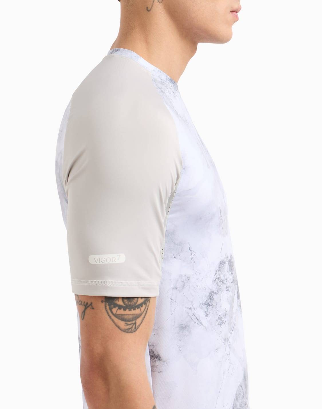 dynamic-athlete-tシャツ-vigor7テクニカルファブリック-グレ--ea7