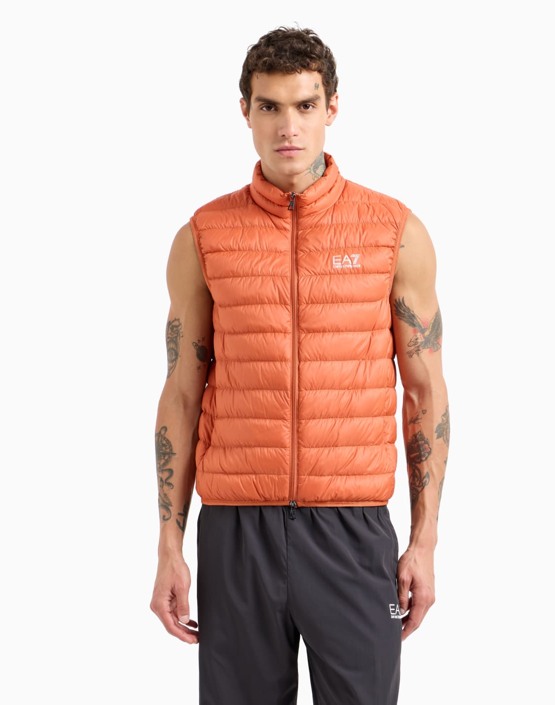 core-identity-packable-gilet-orange--ea7