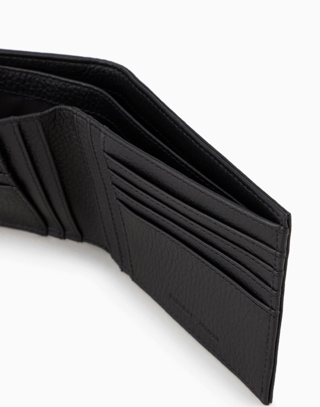 gift-box-with-wallet-and-keyring-in-tumbled-leather-black--emporio-armani
