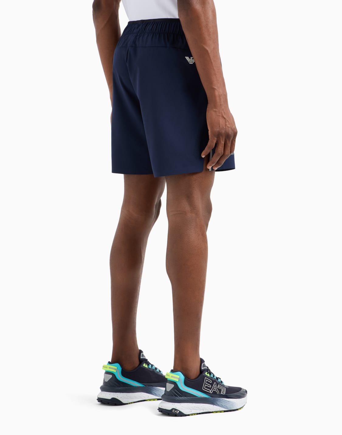 tennis-pro-shorts-aus-ventus7-funktionsgewebe-marineblau--ea7