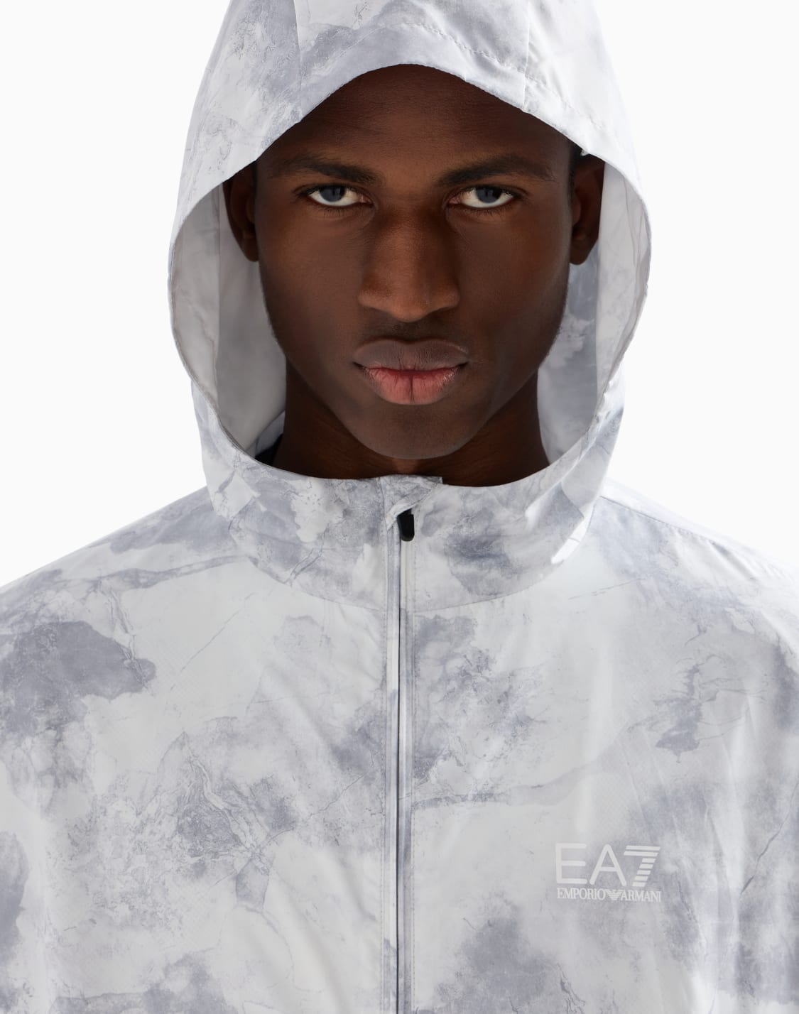 dynamic-athlete-tracksuit-in-ventus7-technical-fabric-grey--ea7