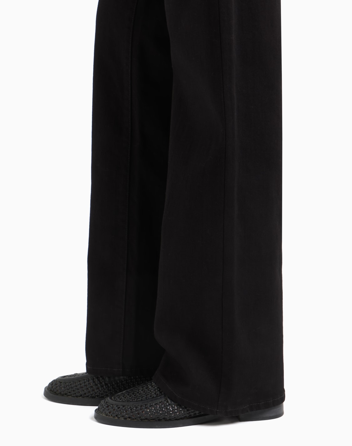 ハイライズ-ストレトレッグジンズ-j4f-コンフォトデニム-ブラック--emporio-armani