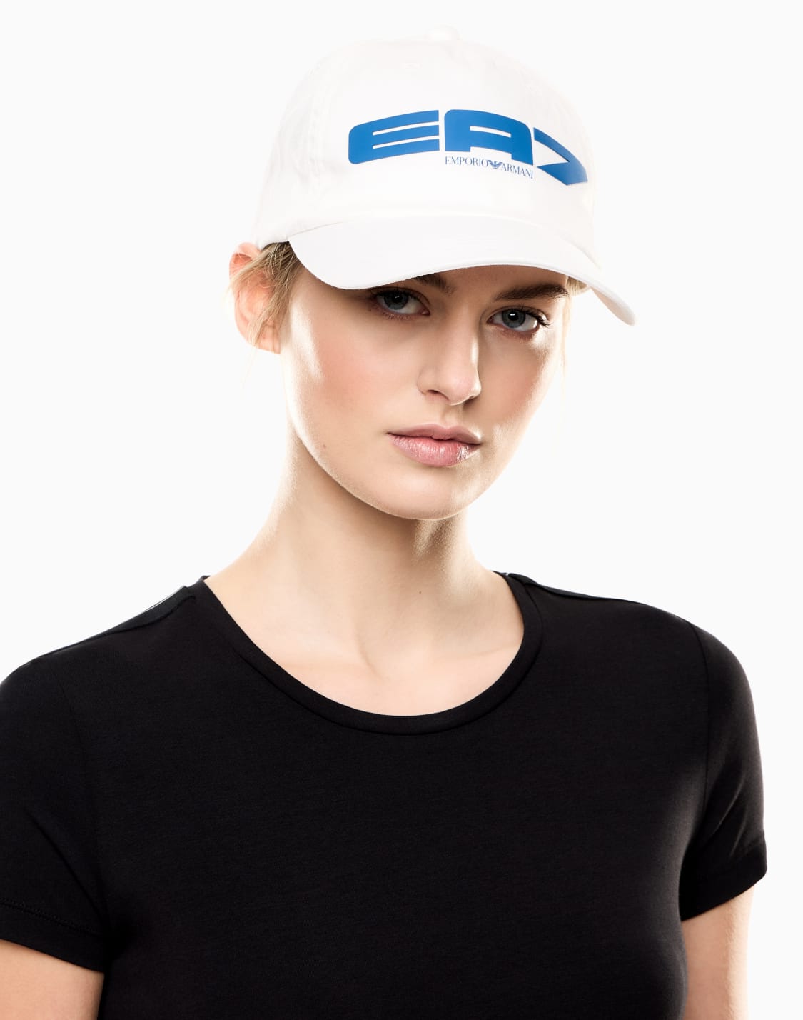chapeaux-blanc--ea7
