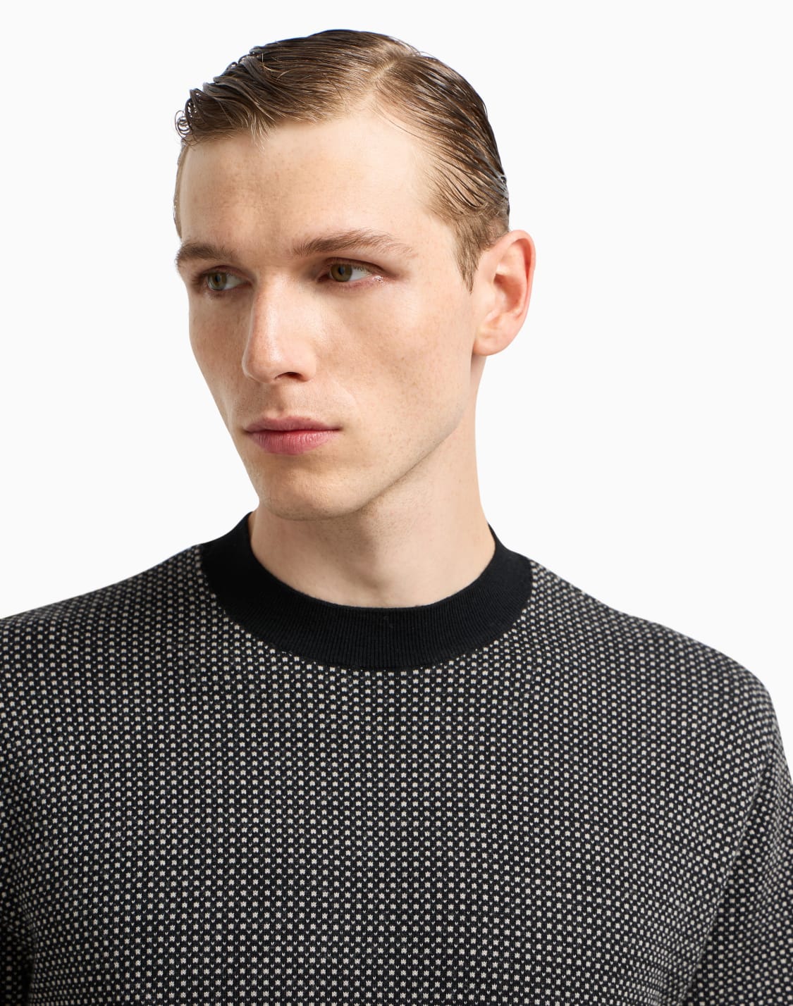 virgin-wool-jumper-with-two-tone-jacquard-micro-motif-black--emporio-armani