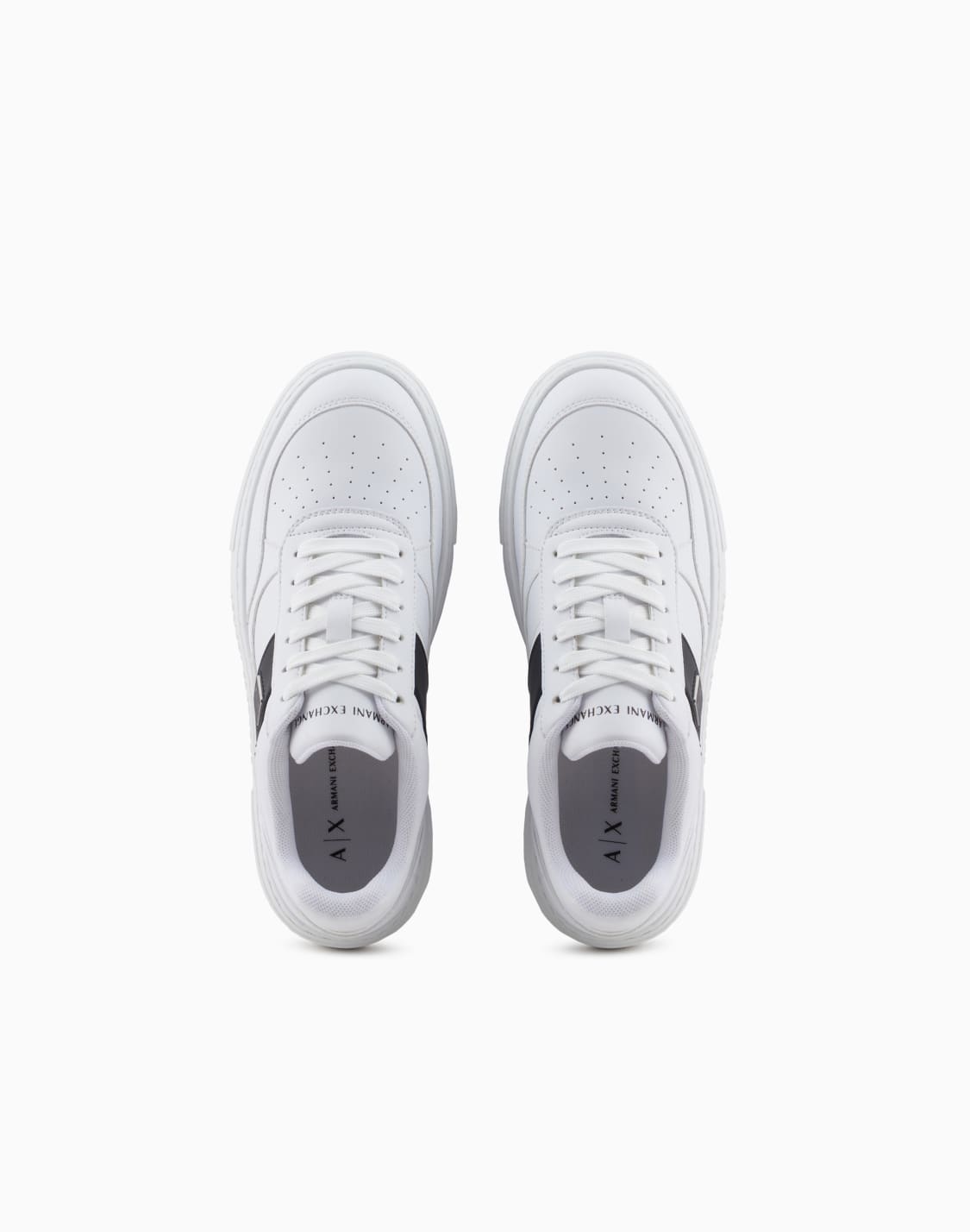 sneakers-con-banda-a-contrasto-laterale-bianco--armani-exchange