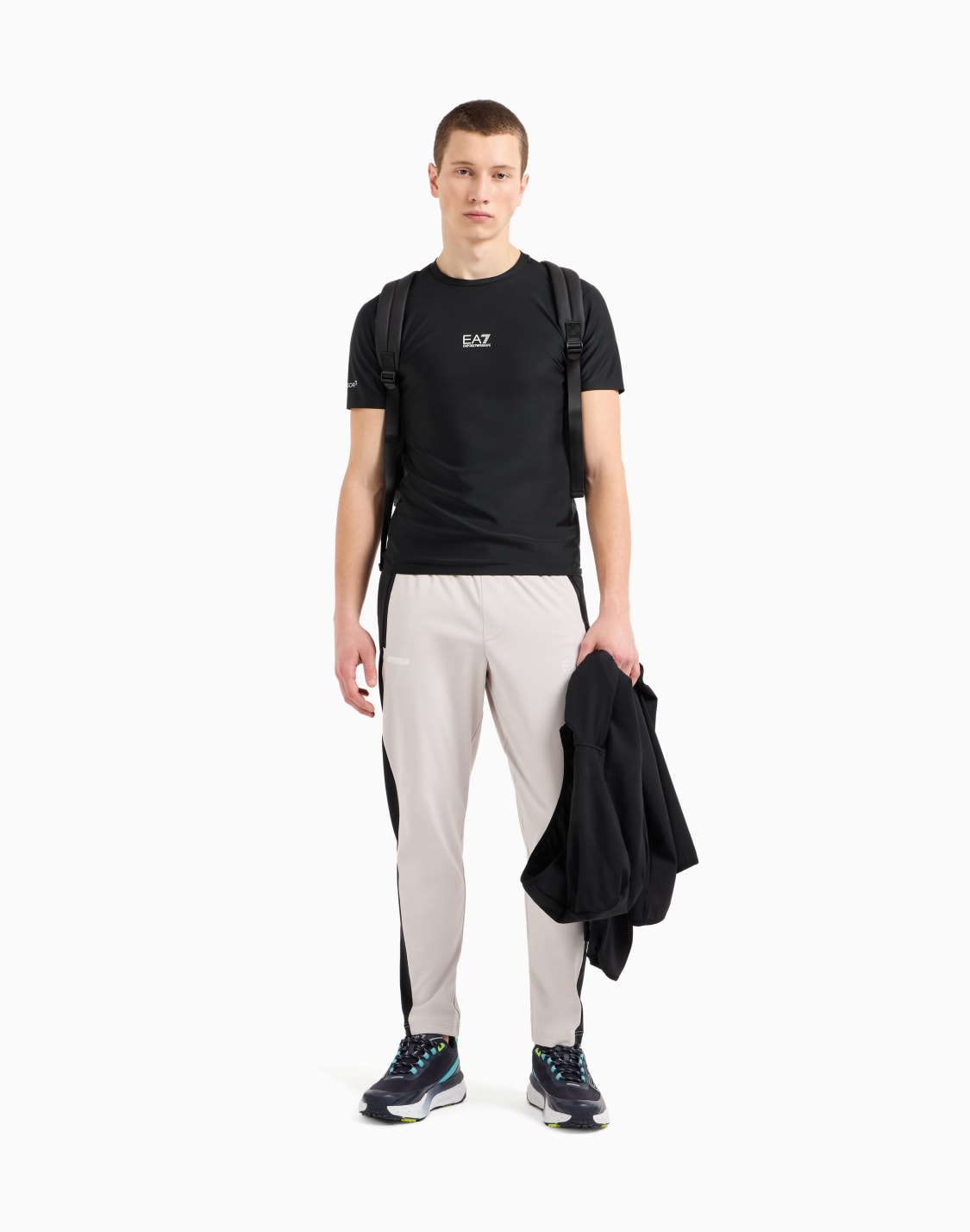 dynamic-athlete-trousers-in-vigor7-technical-fabric-grey--ea7
