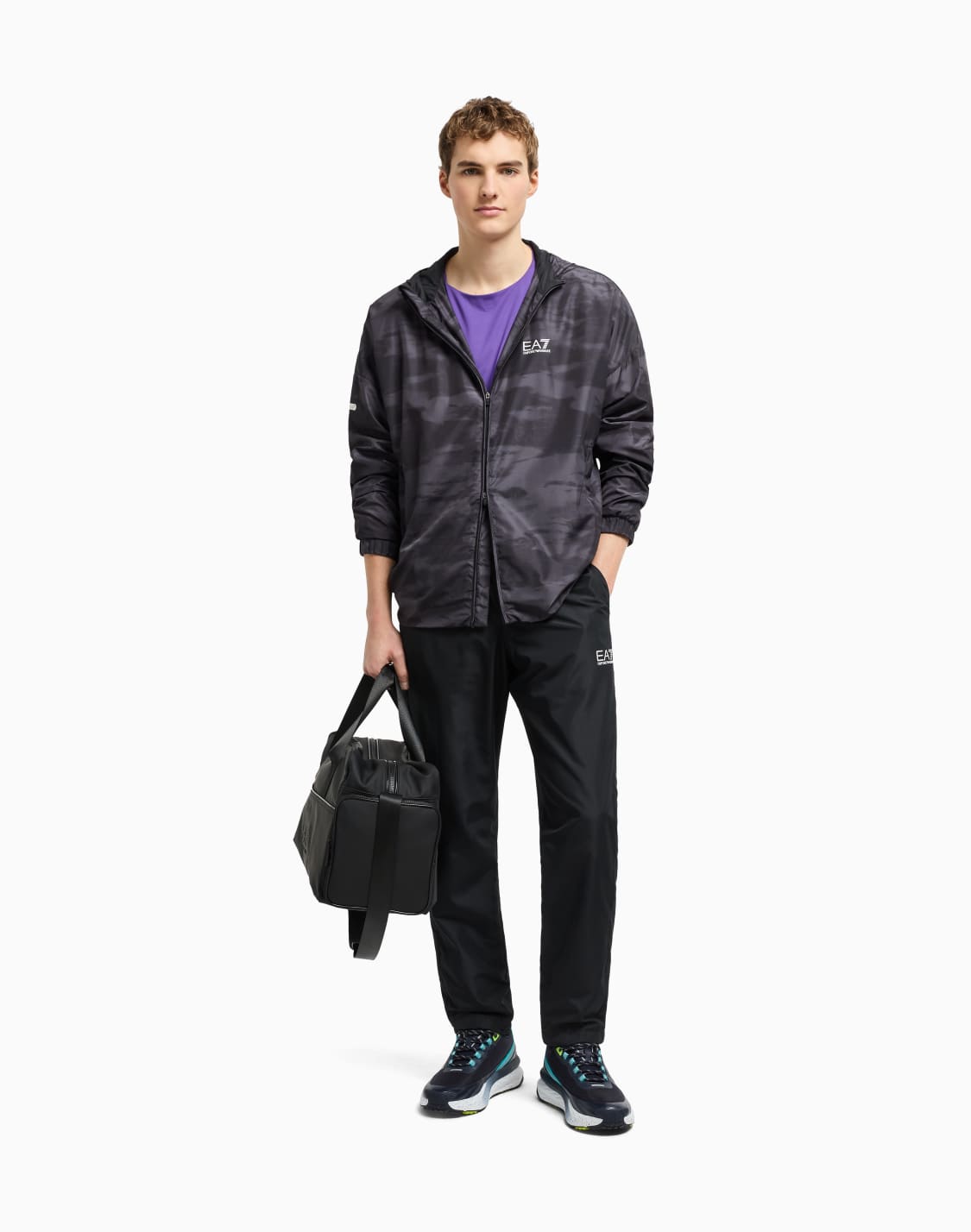 dynamic-athlete-tracksuit-in-ventus7-technical-fabric-black--ea7