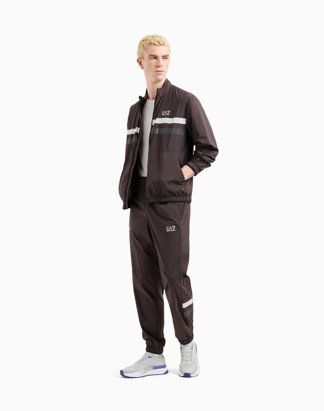 dynamic-athlete-tracksuit-in-ventus7-technical-fabric-grey--ea7