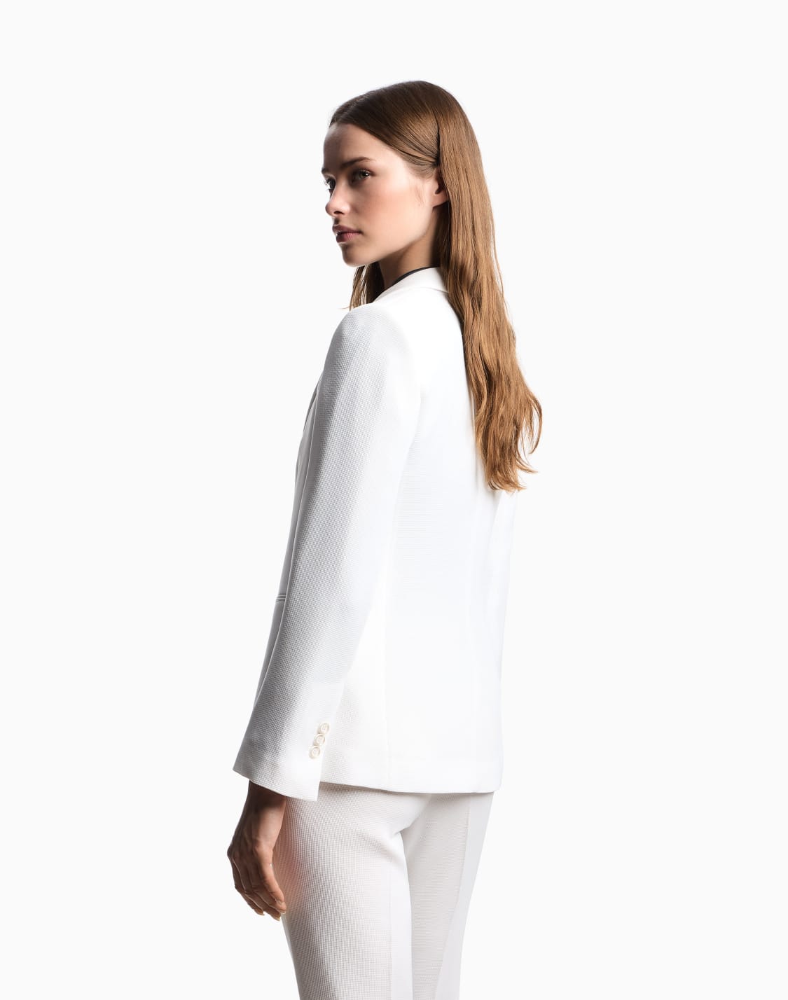 blazer-simple-boutonnage-en-tissu-technique-gaufr-asv-blanc--emporio-armani