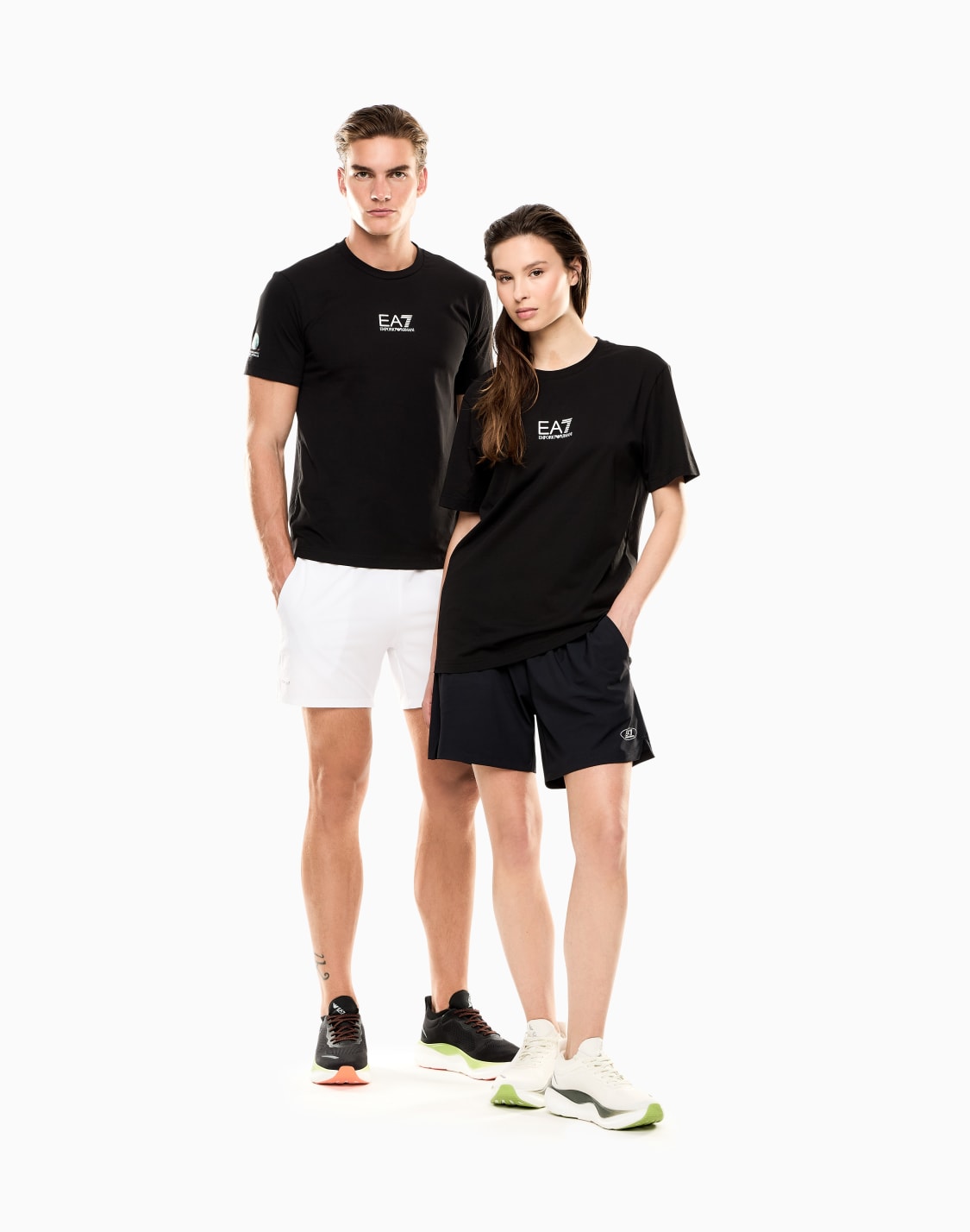 italian-open-cotton-crew-neck-t-shirt-with-print-black--ea7